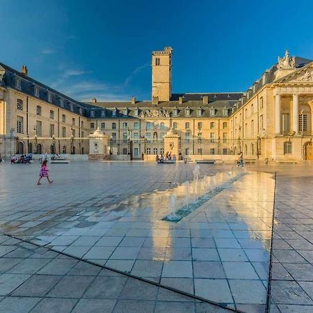 Le Terracotta : Au Coeur Du Centre Historique Apartment Dijon Luaran gambar