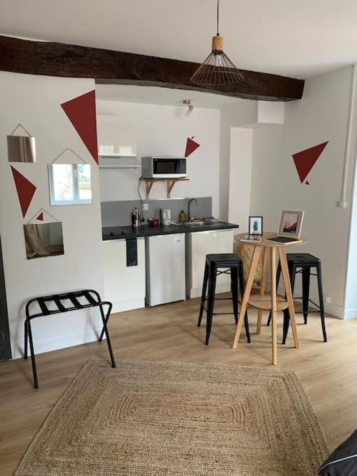 Le Terracotta : Au Coeur Du Centre Historique Apartment Dijon Luaran gambar